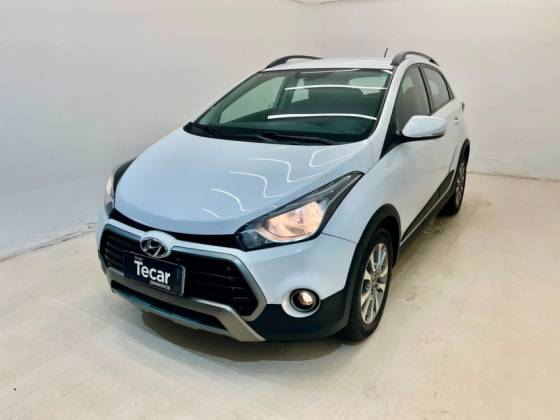 HYUNDAI HB20X 1.6 16V STYLE FLEX 4P AUTOMÁTICO HYUNDAI HB20X 1.6 16V STYLE FLEX 4P AUTOMÁTICO